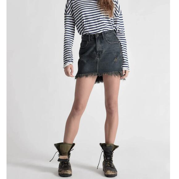 One Teaspoon Fox Black 2020 High wasted mini denim skirt size 26 - Picture 1 of 10